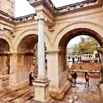 Kaleici Muhtesem Konum Deniz Yakini 1+0 Oezel Ev